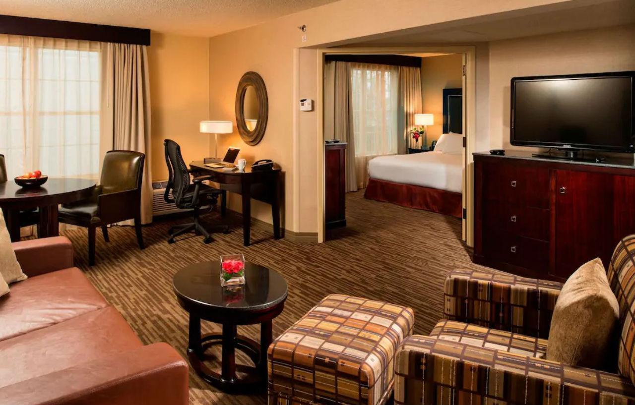 Doubletree By Hilton Raleigh Durham Airport At Research Triangle Park Hotel Buitenkant foto