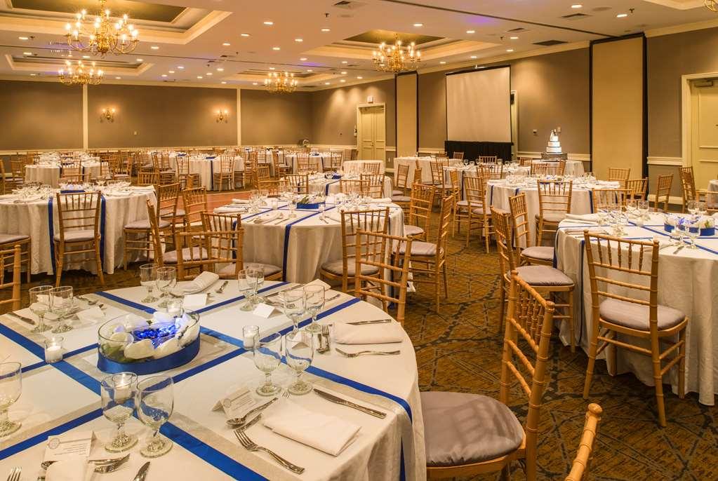 Doubletree By Hilton Raleigh Durham Airport At Research Triangle Park Hotel Faciliteiten foto