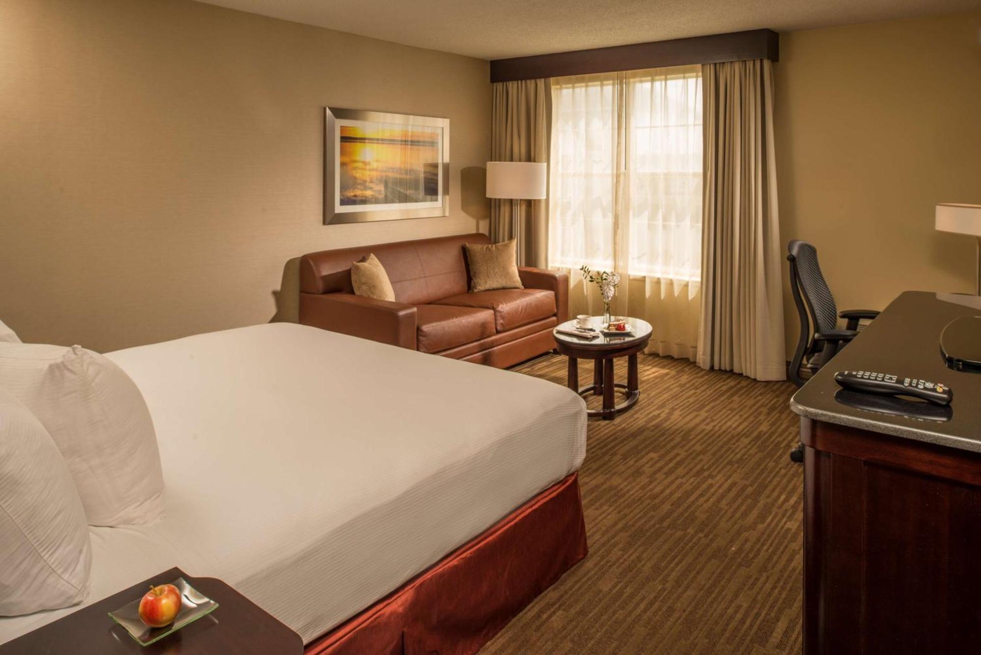 Doubletree By Hilton Raleigh Durham Airport At Research Triangle Park Hotel Buitenkant foto