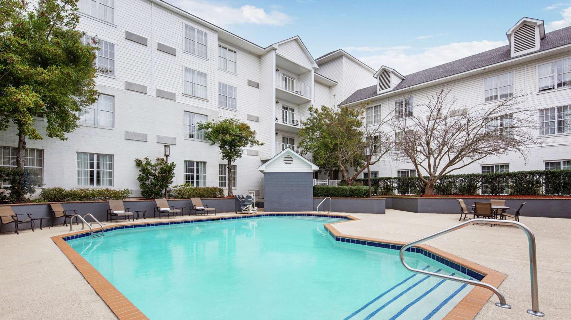 Doubletree By Hilton Raleigh Durham Airport At Research Triangle Park Hotel Buitenkant foto