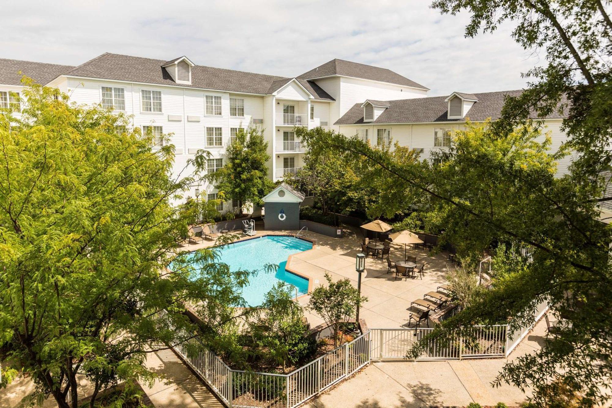 Doubletree By Hilton Raleigh Durham Airport At Research Triangle Park Hotel Buitenkant foto