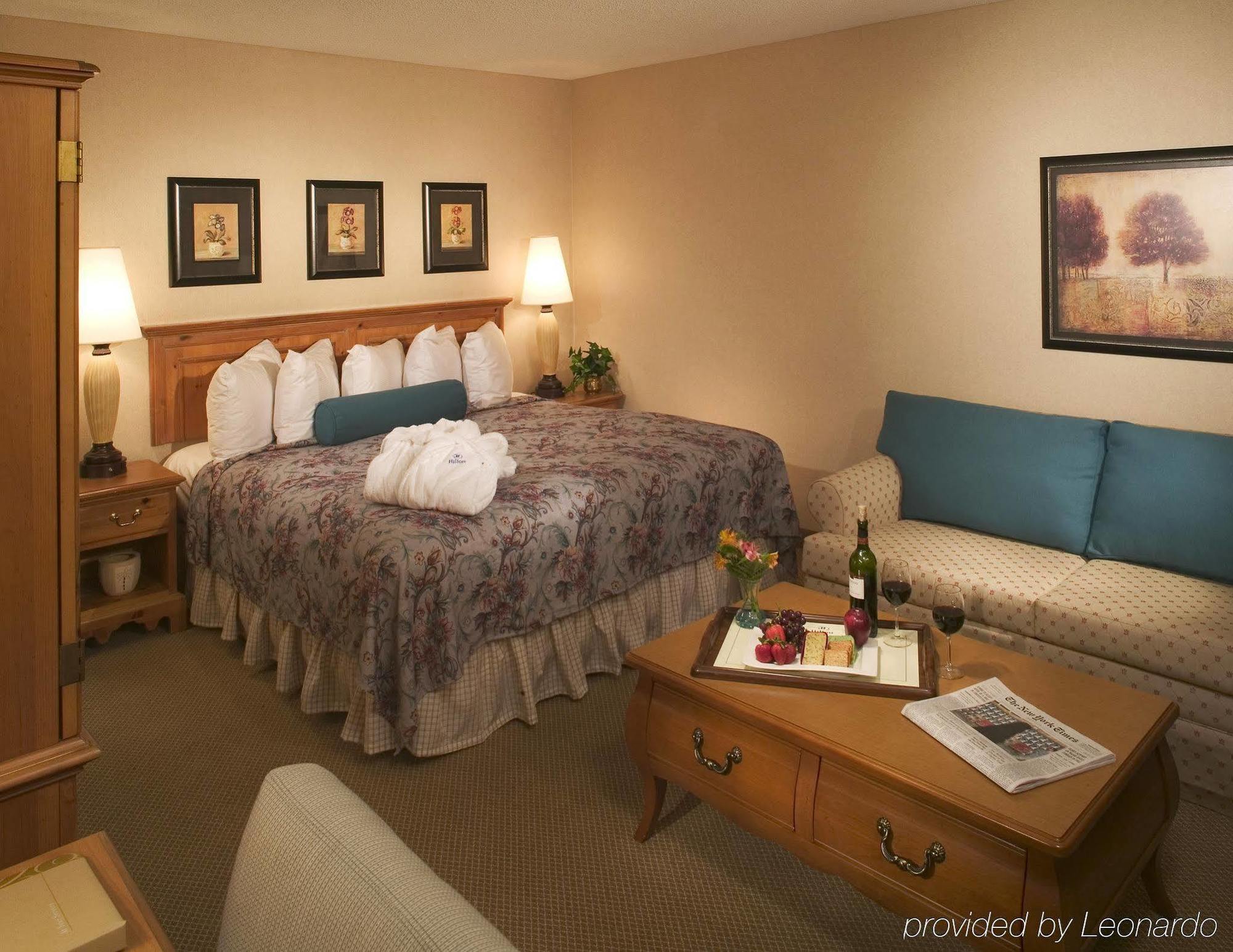 Doubletree By Hilton Raleigh Durham Airport At Research Triangle Park Hotel Buitenkant foto