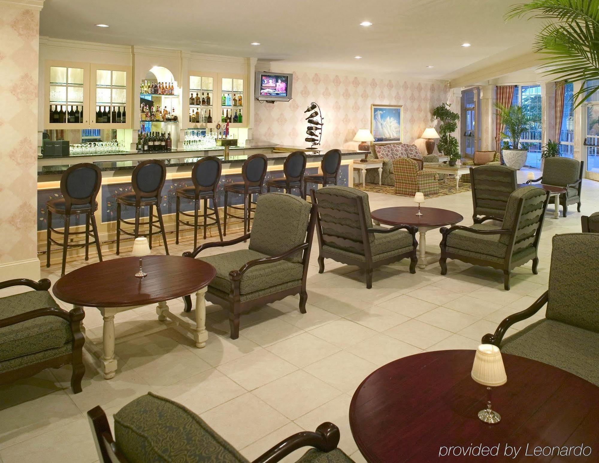 Doubletree By Hilton Raleigh Durham Airport At Research Triangle Park Hotel Restaurant foto